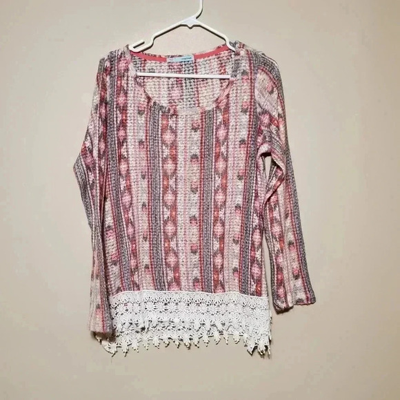 Maurices Women's Size Large Long Sleeve Knit Top Lace Crochet Trim Soft - Picture 1 of 7